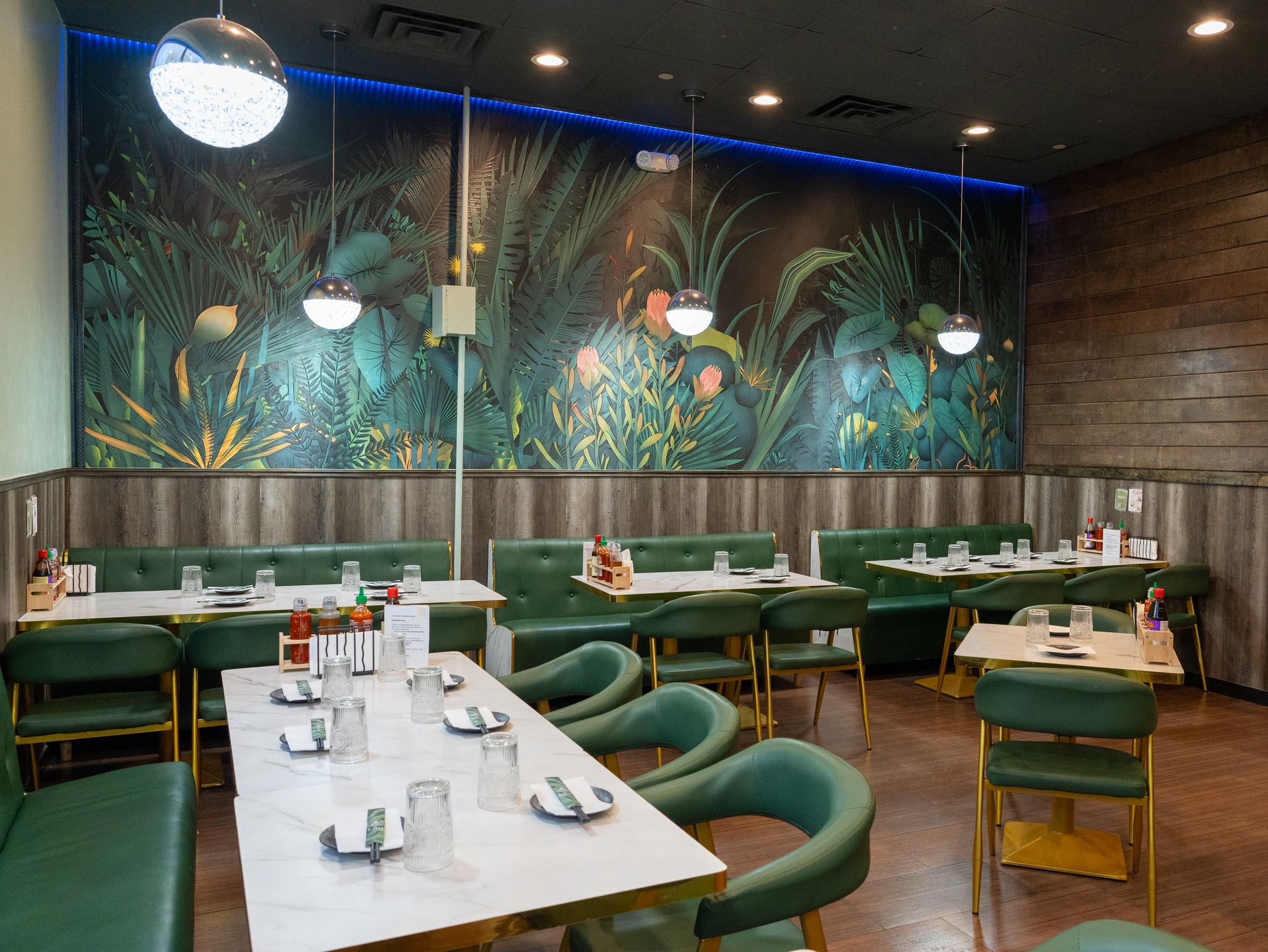 Lau Vietnamese Pho